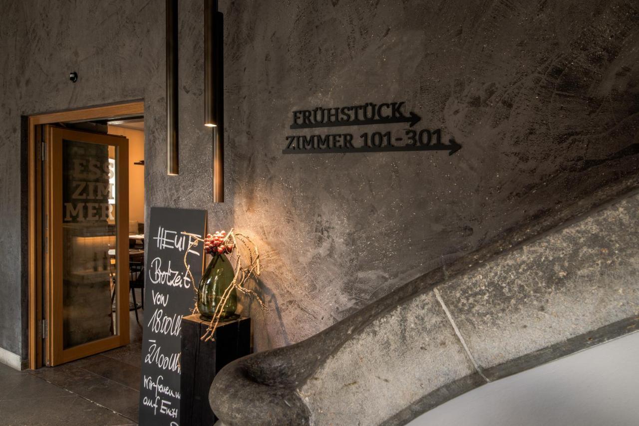 Hotel / Weingut Meintzinger Frickenhausen am Main Eksteriør billede